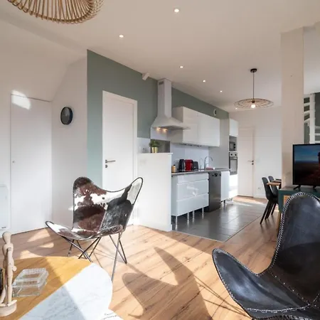 En Baroeul - Superb + Parking Apartment *